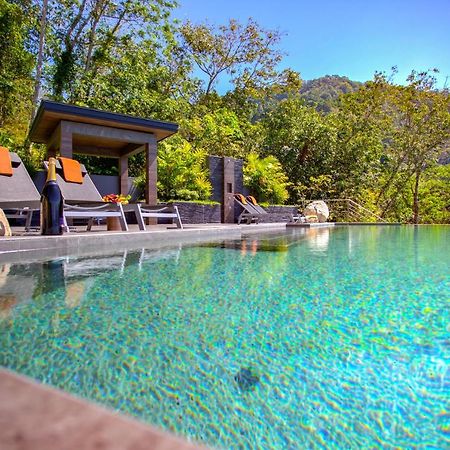 Ocean Rock Kalim Lejlighedshotel Patong Eksteriør billede